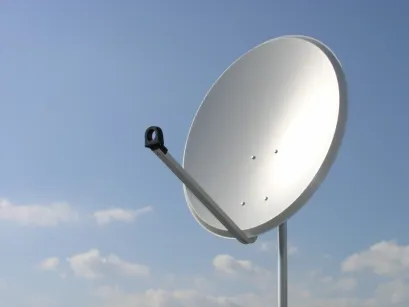 Antena satelitarna Famaval 90 LH ALU, jasna