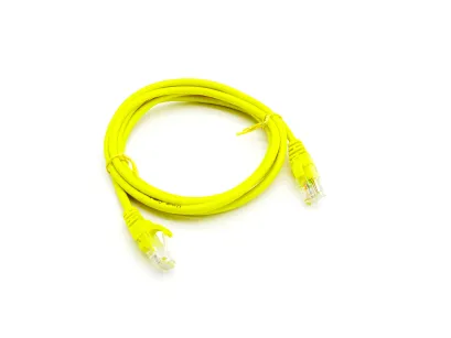 Patchcord UTP-5e 1,5m, żółty